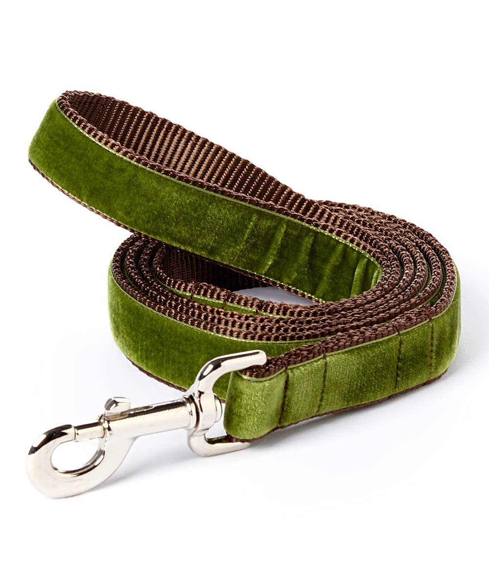Moss Green Velvet Designer Dog Leash – ‘Hunter’